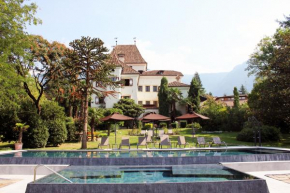 Отель Hotel Castel Rundegg (Adults Only)  Мерано